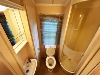 Atlas Sherwood Super 14 Master bathroom with traditional furnishing